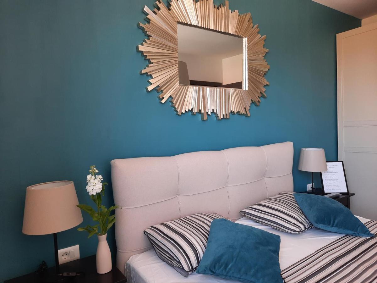 Enjoy Pula - New Apt With Terrace And Free Parking Garage Exterior photo
